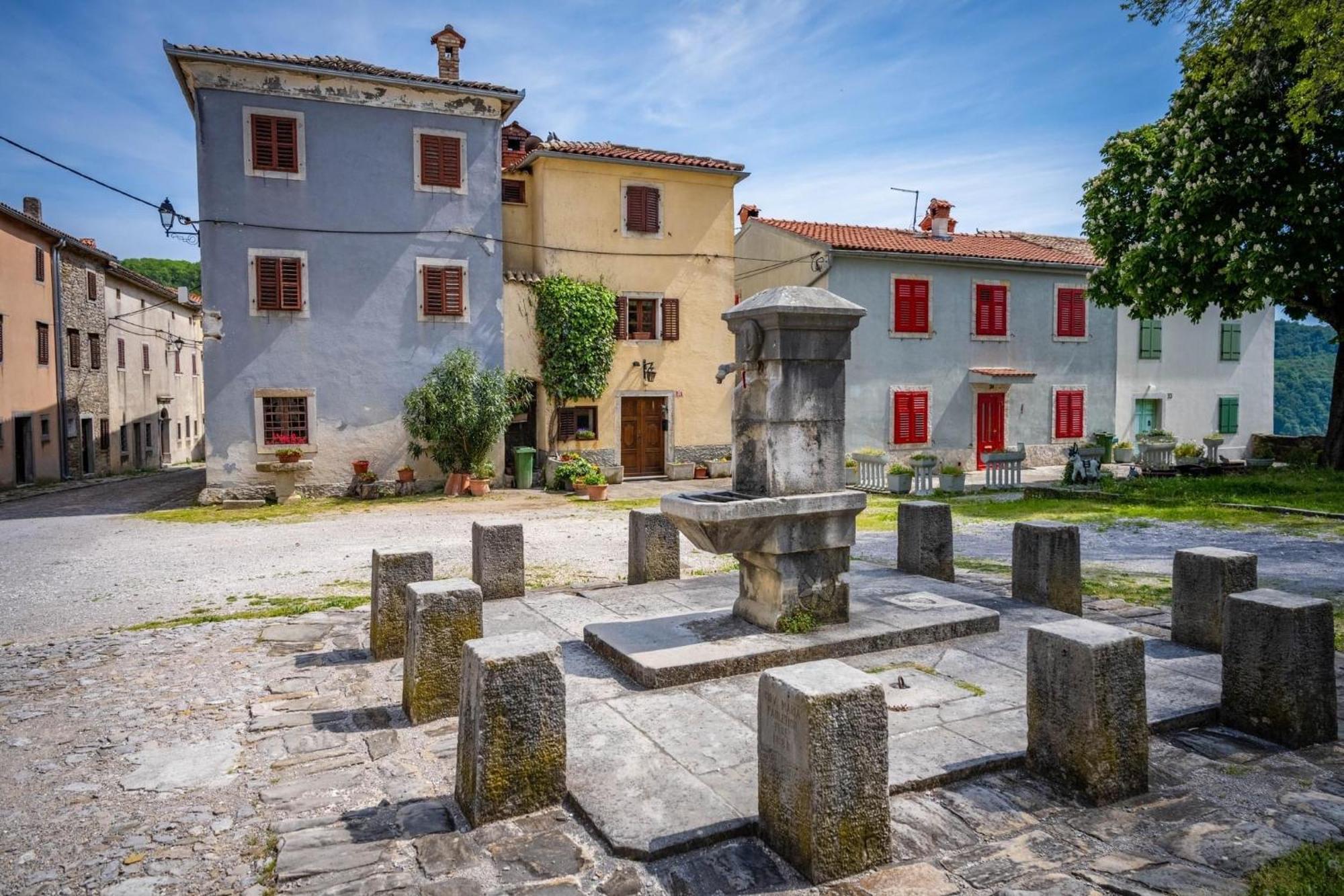Casa Stella Villa Draguc Екстериор снимка